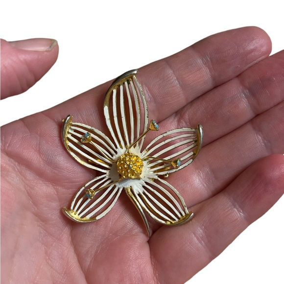 Broche Barrette Fleur En Porcelain Émaillée Couleur Or - Vintage - Modèle DJ12